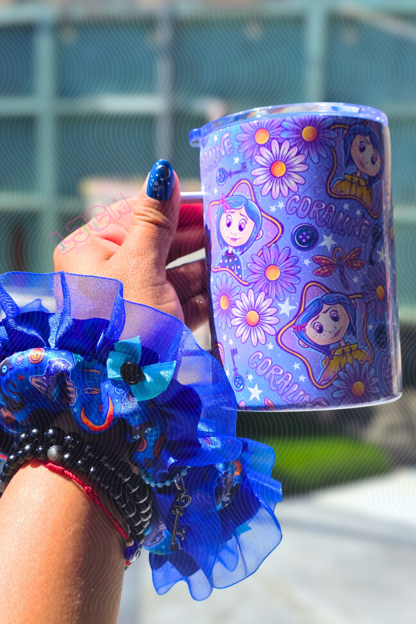 BUTTON GIRL MUG